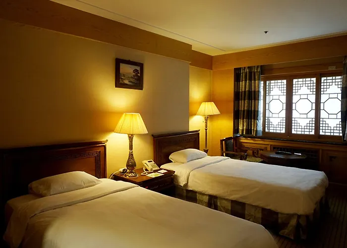 Hotel Commodore