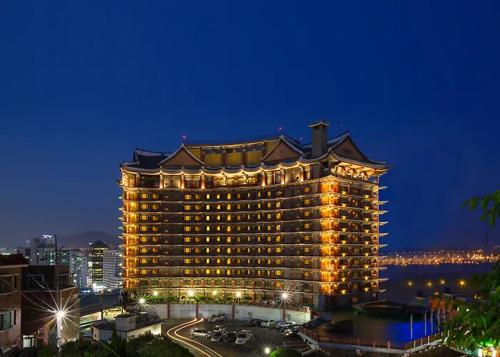 Commodore Hotel Busan