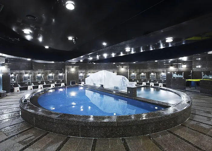 Hotel Commodore 4*